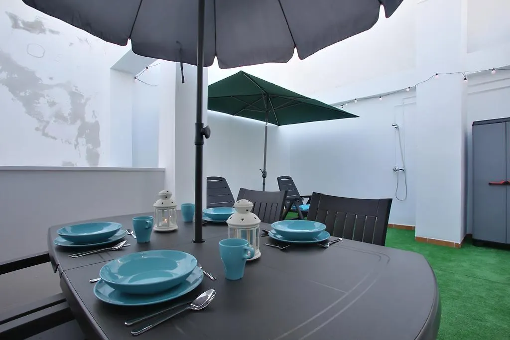 Malaga Lodge Studio Apartment
